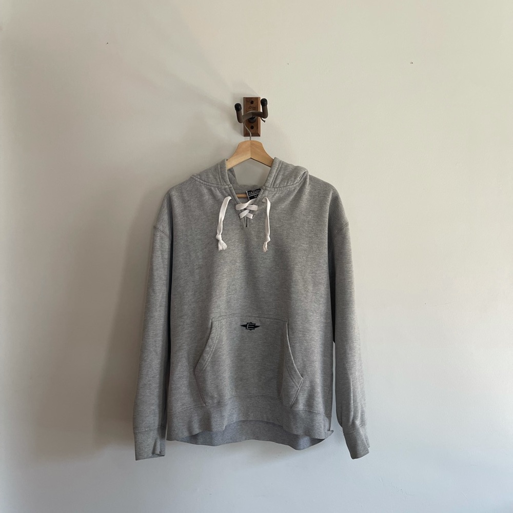 Men’s Easton Hockey Sweatshirt. Size: Medium